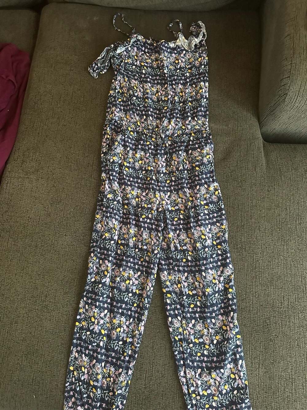 Girl’s Old Navy Jumpsuit Size XL/TG (14) Black Floral Ruffle Tie Straps